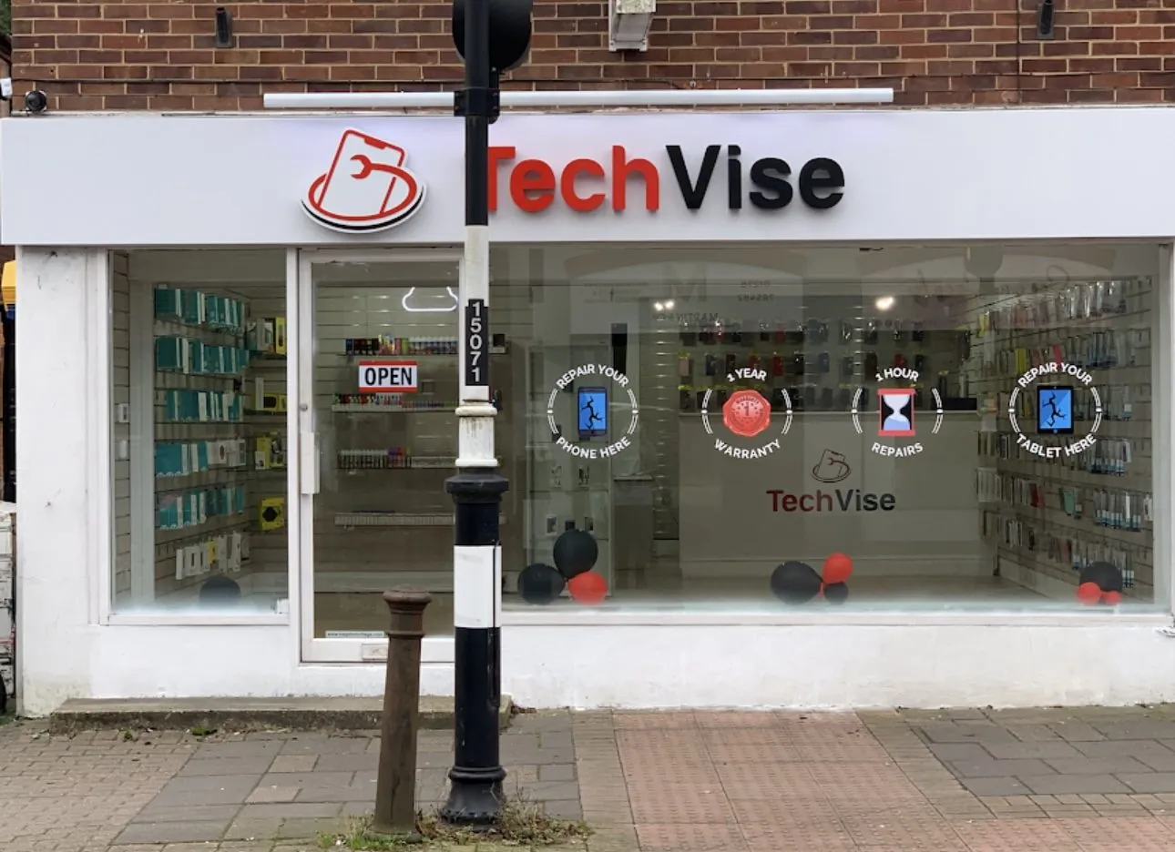 TechVise shopfront on Bagshot High Street